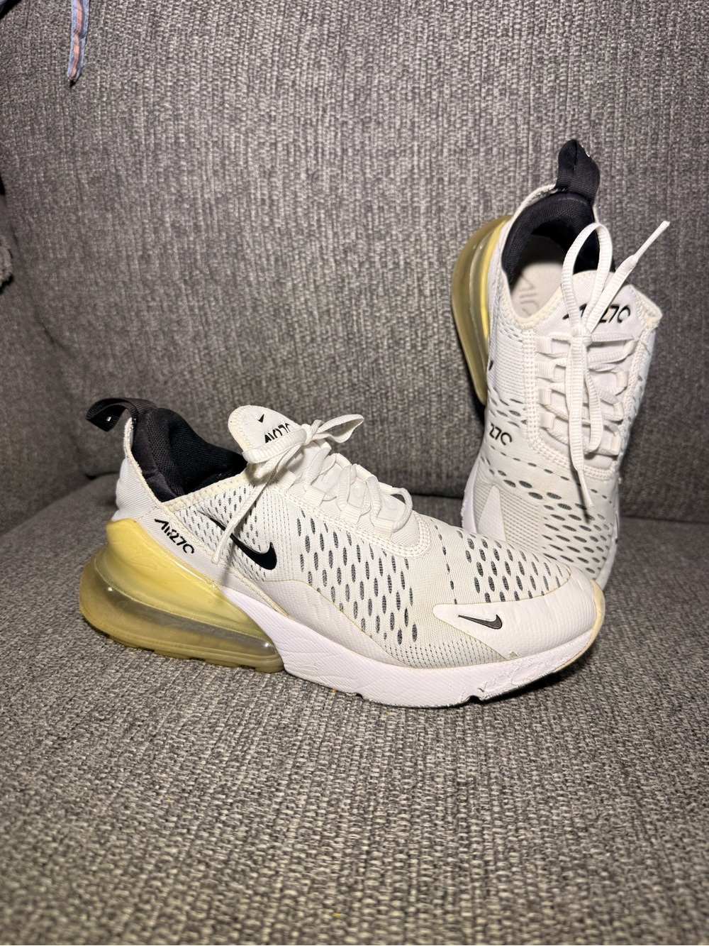 Nike Air Max 270 White Black Sneakers AH6789-100 Women’s Size 7.5